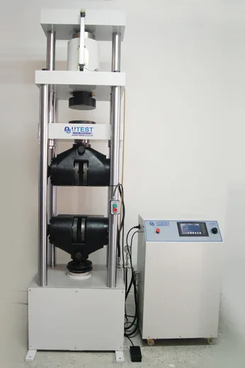 Машина UTM-4000