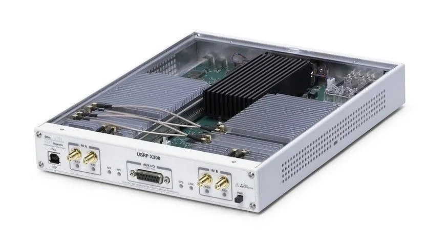 Устройство SDR National Instruments USRP-2940R