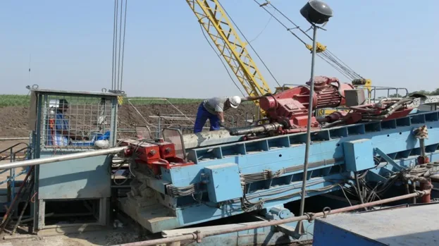 Установка горизонтально-направленного бурения Машприбор УГБ-150